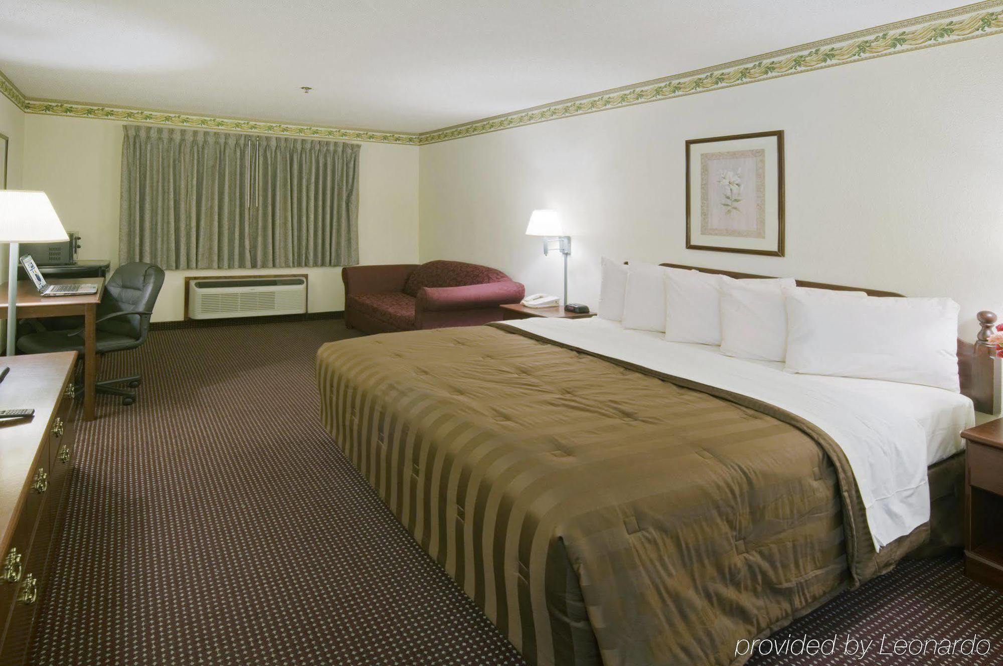 Executive Inn Альва Экстерьер фото
