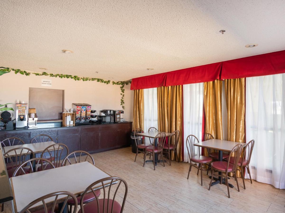 Executive Inn Альва Экстерьер фото