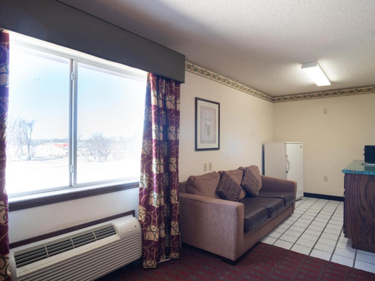Executive Inn Альва Экстерьер фото